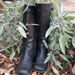 Teva tall leather boots 8.5